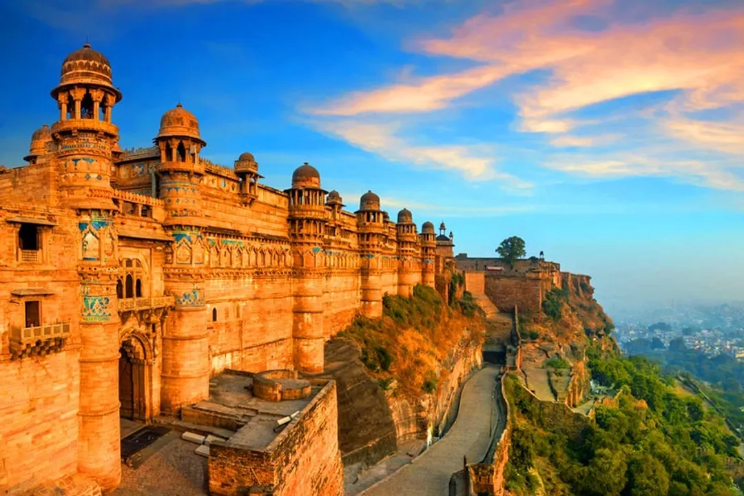 How to Choose the Best India Tour Packages from Europe for Your Travel Style